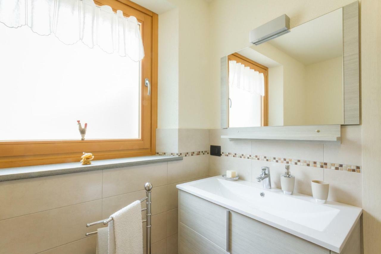 Ferienwohnung La Casa Di Alfredo E Virginia Aosta Exterior foto
