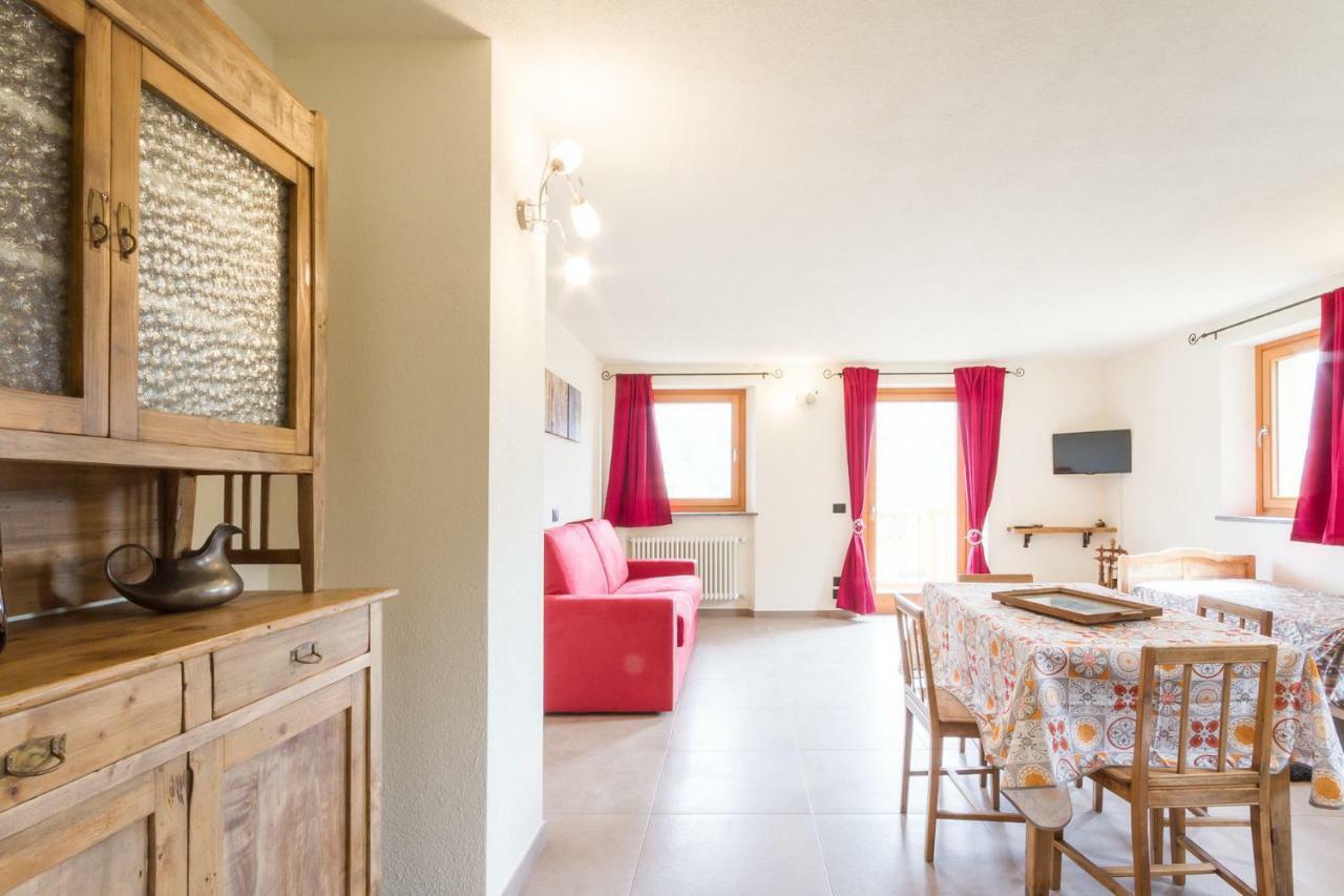 Ferienwohnung La Casa Di Alfredo E Virginia Aosta Exterior foto