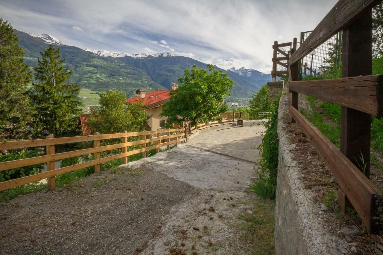 Ferienwohnung La Casa Di Alfredo E Virginia Aosta Exterior foto